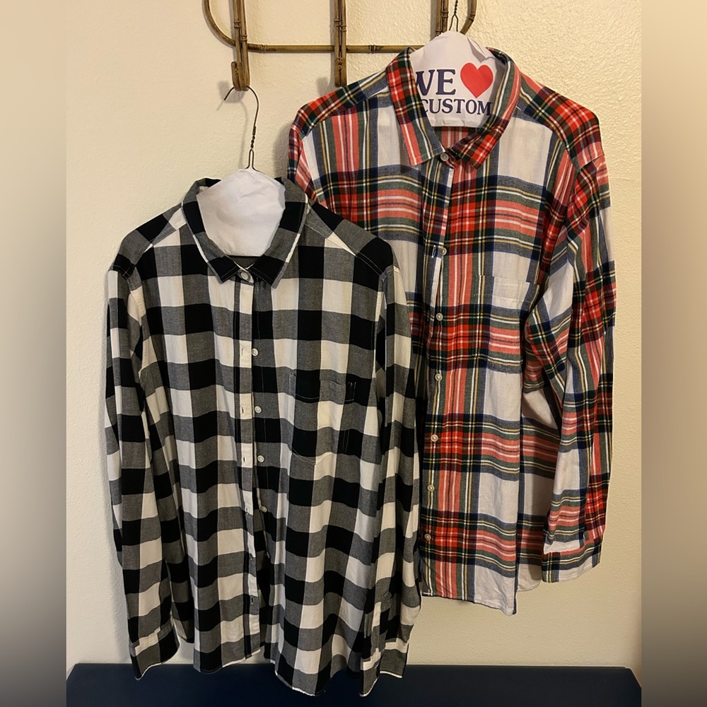 2 Old Navy ladies Flannel shirts. XXL